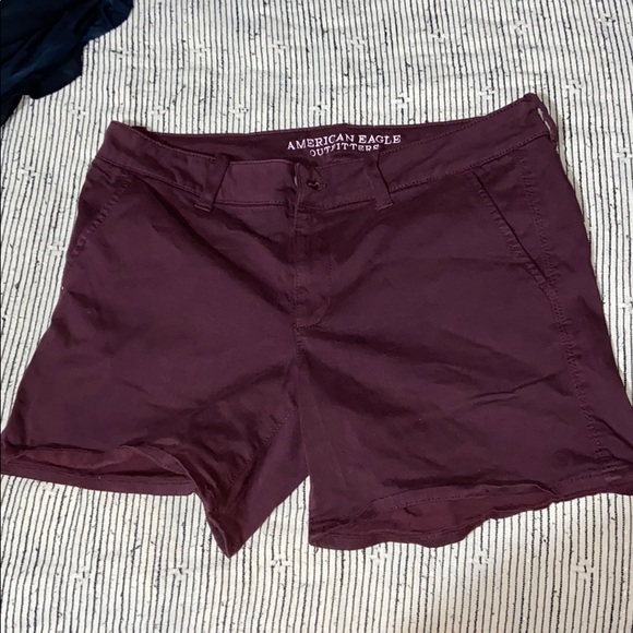 AE Shorts - Picture 1 of 2